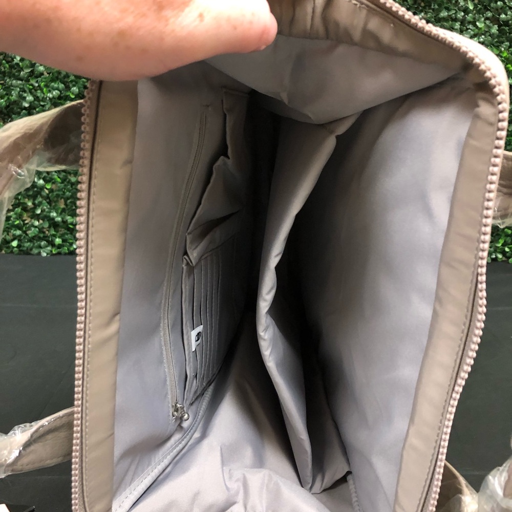 Baggallini Soho Backpack - Picture 7 of 14